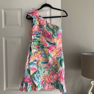 Lilly Pulitzer never worn dress.